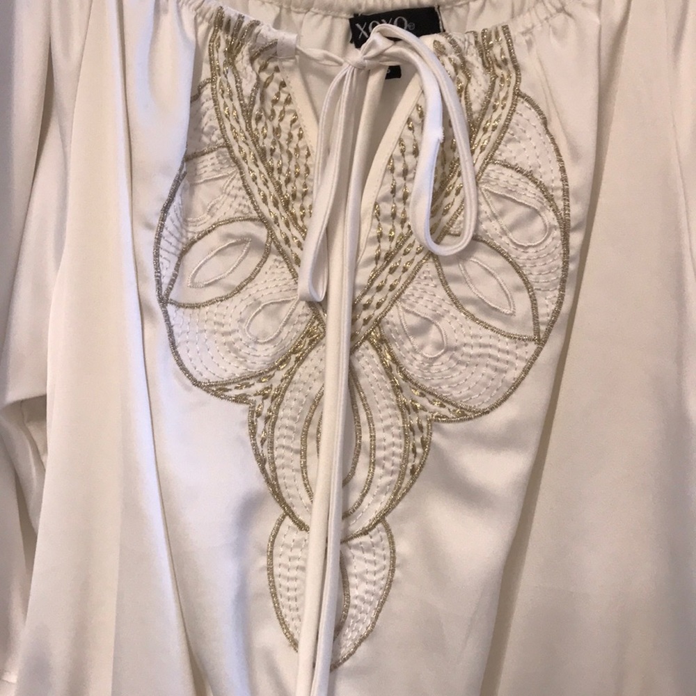 Blouse - Picture 2 of 3